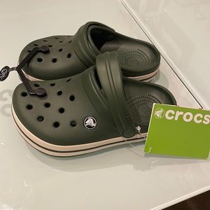 NWT green crocs, size j1